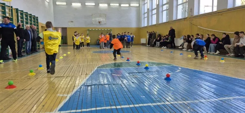 Обертин провів фізкультурний конкурс для 24 дітей військових